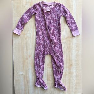 Honest Baby Snug Fit Long Sleeve Footed Pajamas in Magenta/Pink - 18 Months